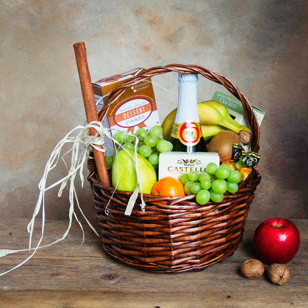Basket Revolution Fruit Plus Gift Basket